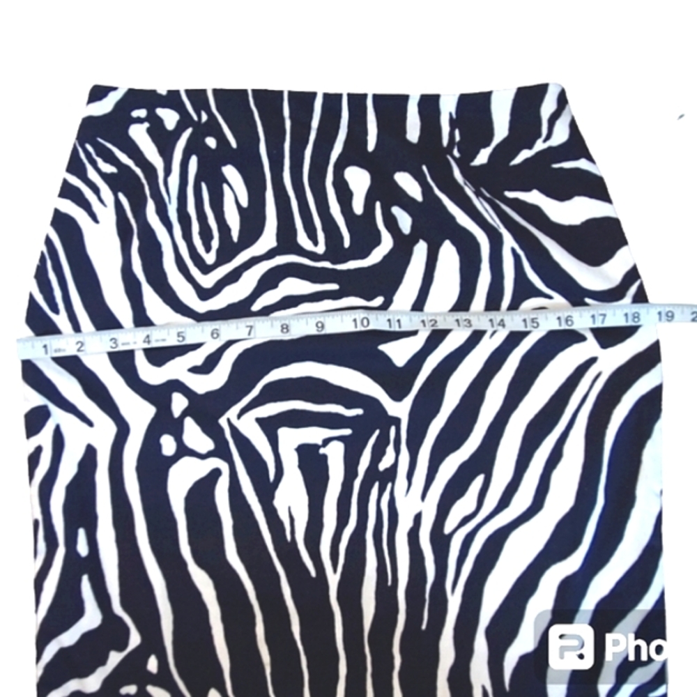 Jones Wear Stretch Skirt Size 4 Navy Blue and White - Picture 3 of 8
